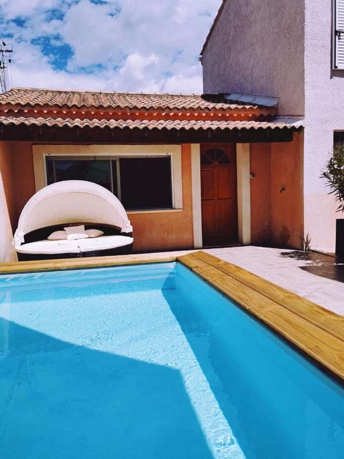 Studio Privatif Climatise , Terrasse Et Piscine Pernes-les-Fontaines Bagian luar foto